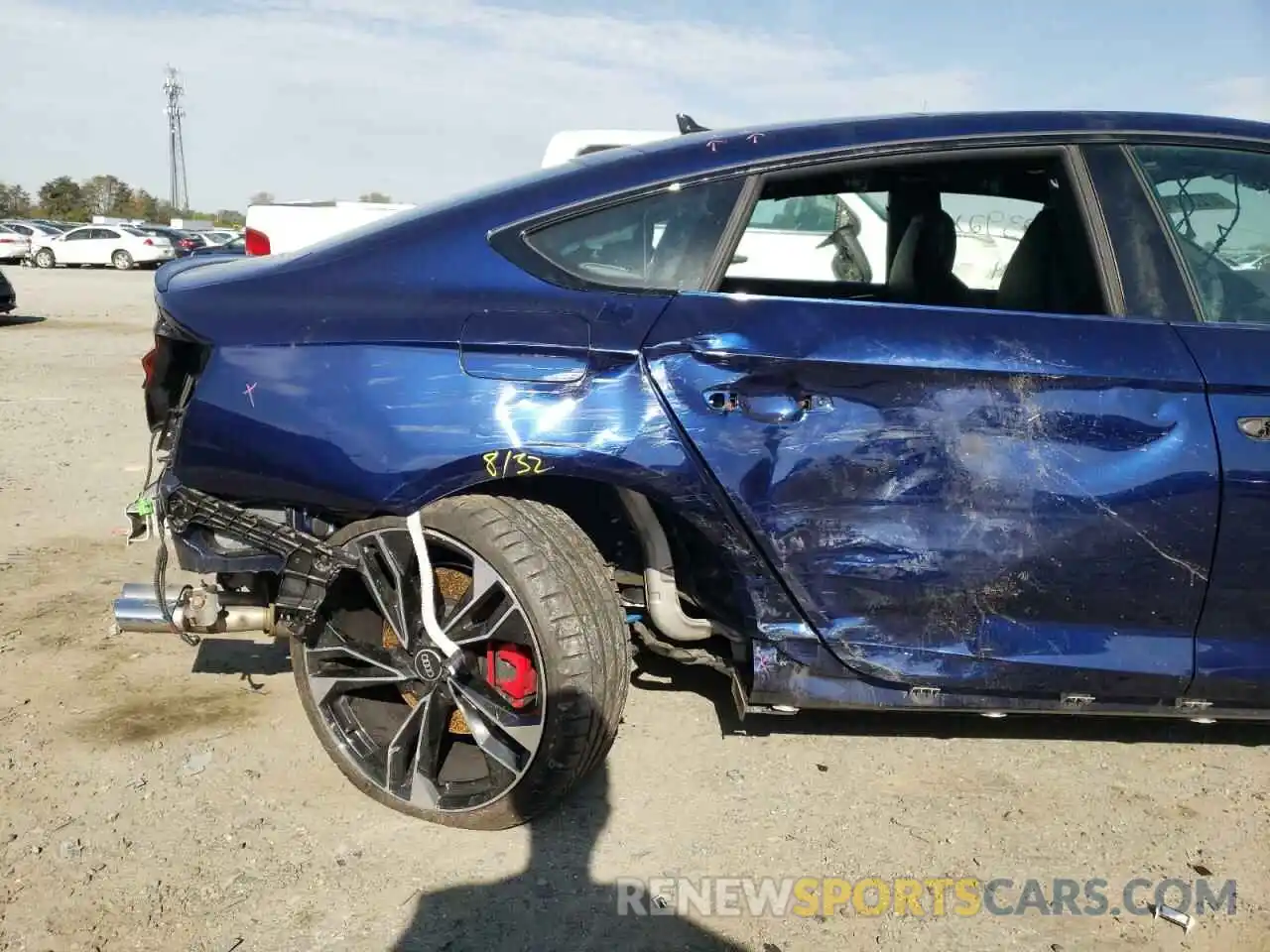 9 Photograph of a damaged car WAUC4CF56MA026718 AUDI S5/RS5 2021