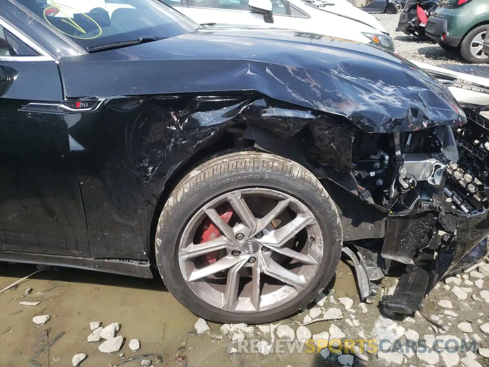 9 Photograph of a damaged car WAUC4CF57MA011791 AUDI S5/RS5 2021