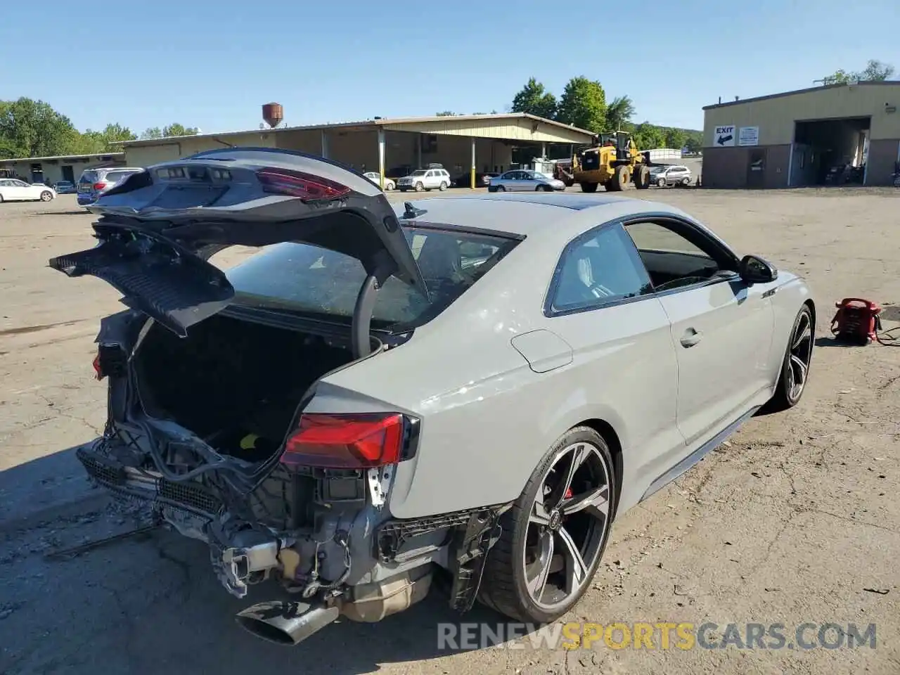 4 Photograph of a damaged car WUANWAF52MA904982 AUDI S5/RS5 2021