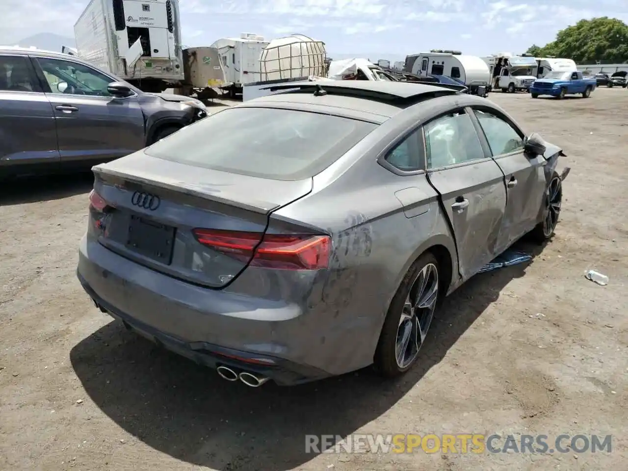 4 Photograph of a damaged car WAUB4DF58NA025394 AUDI S5/RS5 2022