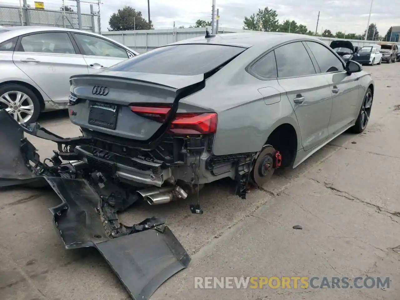 4 Photograph of a damaged car WAUC4CF58NA013907 AUDI S5/RS5 2022