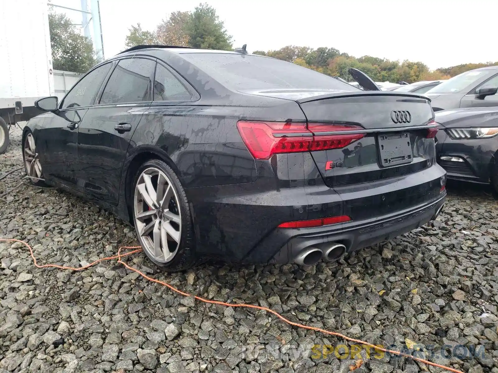 3 Photograph of a damaged car WAUDFAF26MN054438 AUDI S6/RS6 2021