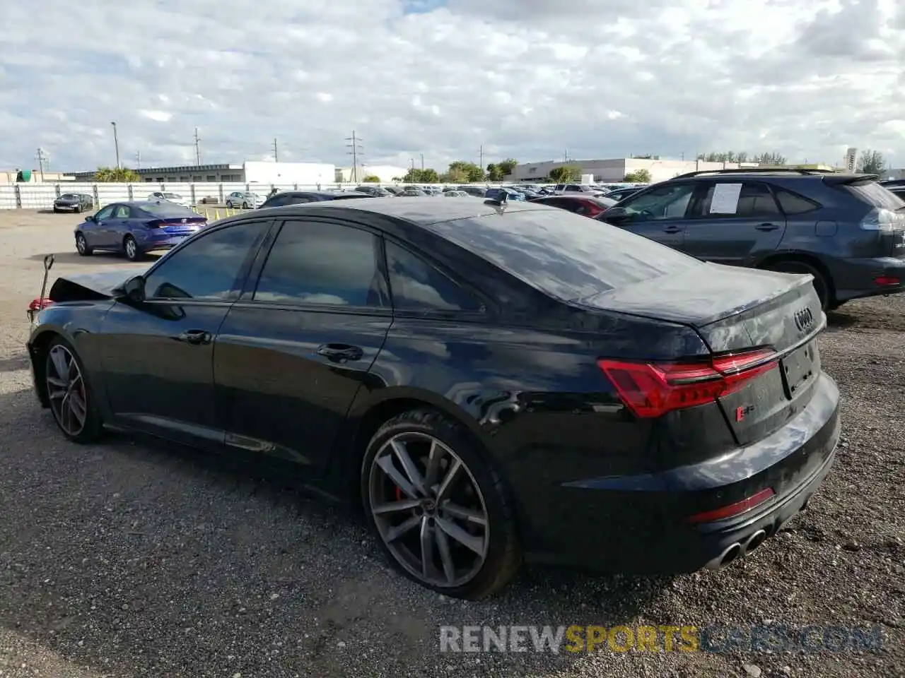 3 Photograph of a damaged car WAUFFAF26MN053699 AUDI S6/RS6 2021