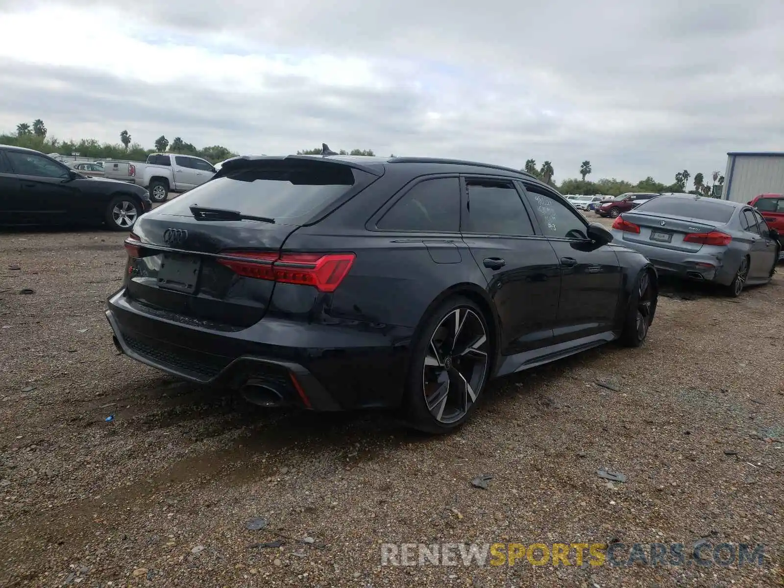 4 Photograph of a damaged car WUA1CBF25MN908763 AUDI S6/RS6 2021