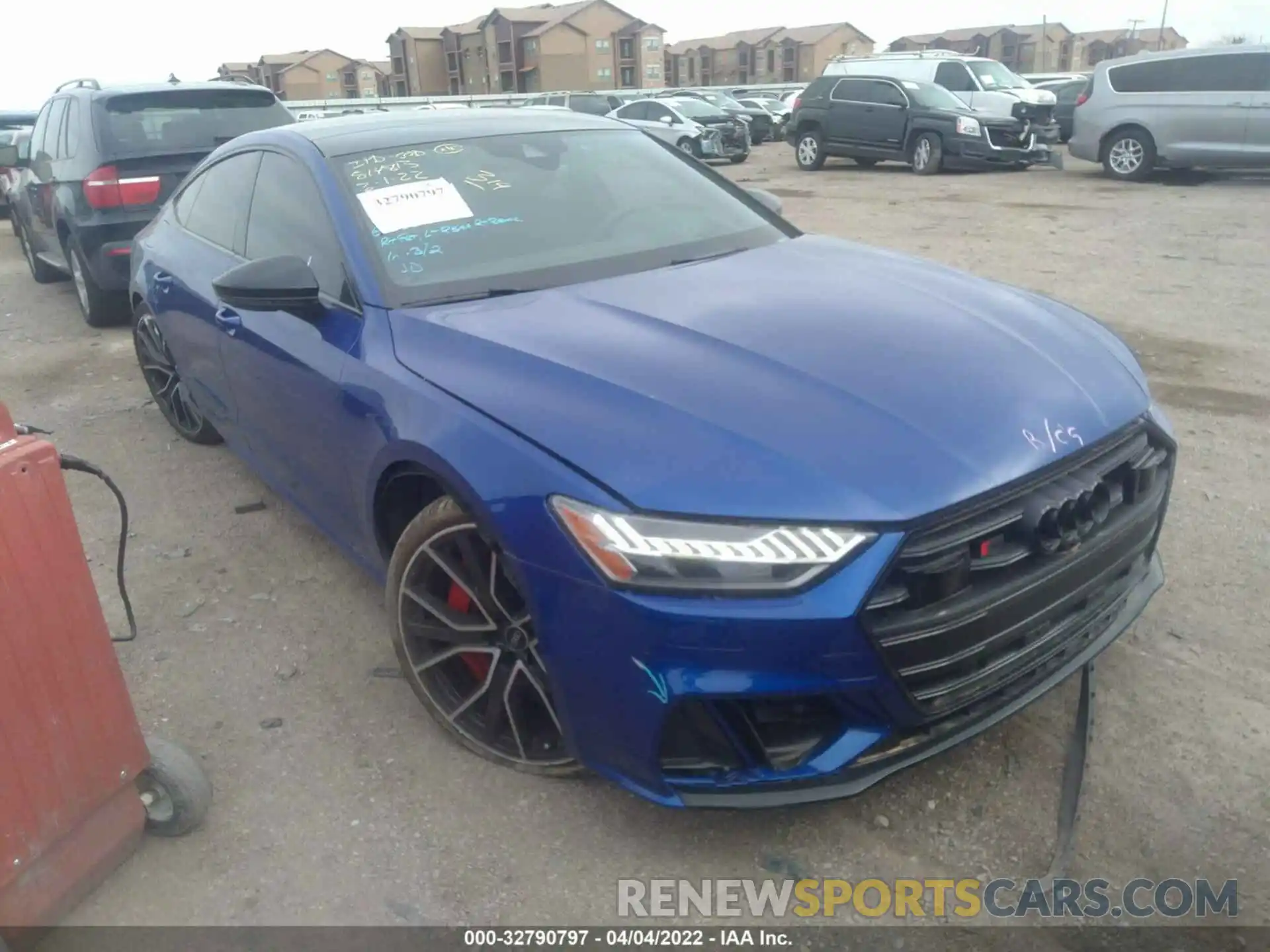 1 Photograph of a damaged car WAUSFBF20NN018162 AUDI S7 2022