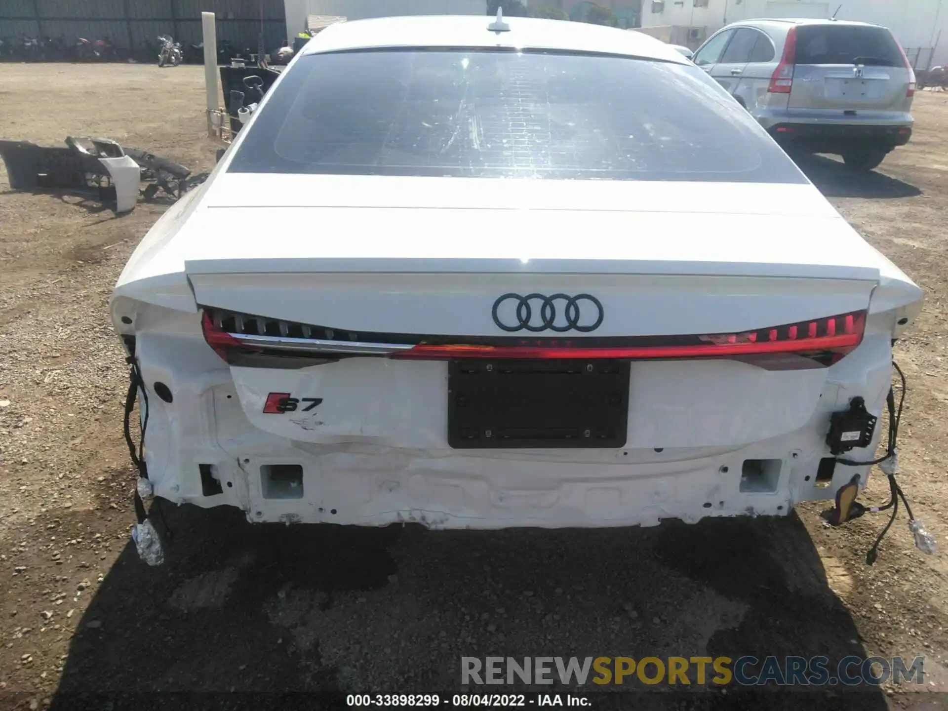 6 Photograph of a damaged car WAUSFBF26NN029974 AUDI S7 2022