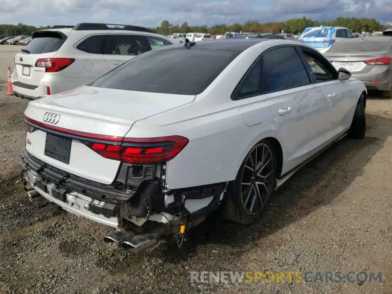 4 Photograph of a damaged car WAU8SAF8XLN005517 AUDI S8 2020