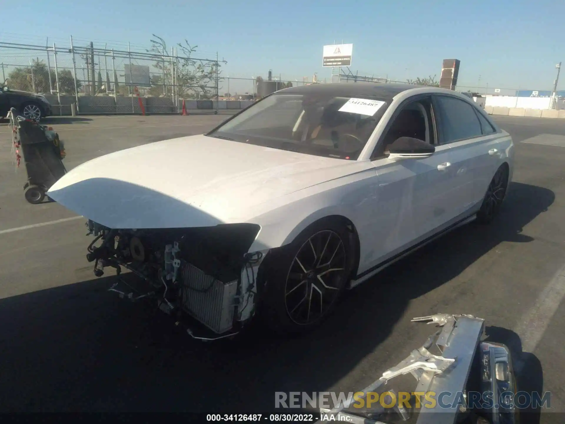 2 Photograph of a damaged car WAU8SBF8XLN012909 AUDI S8 2020