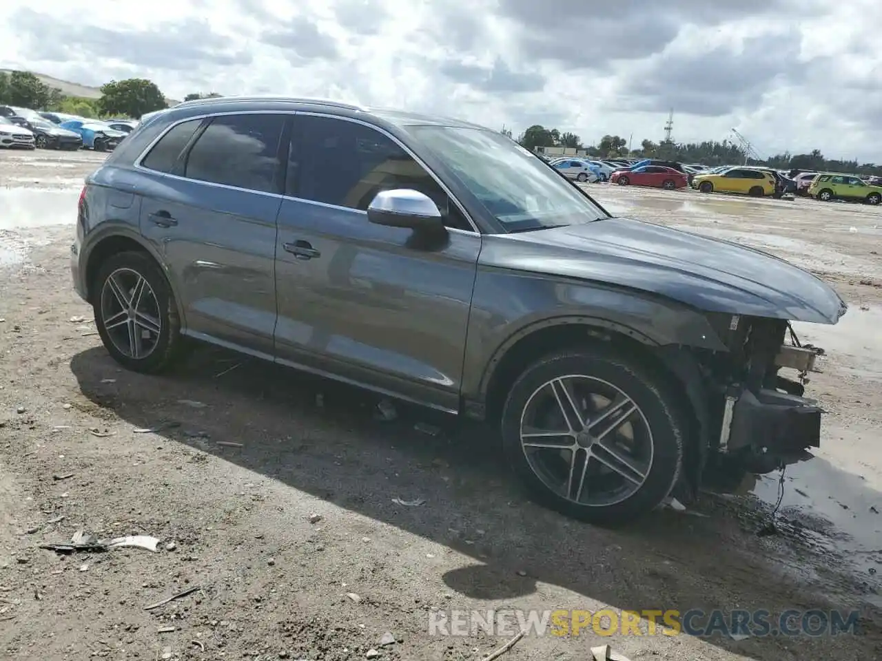 4 Photograph of a damaged car WA1A4AFY0K2082020 AUDI SQ5 2019