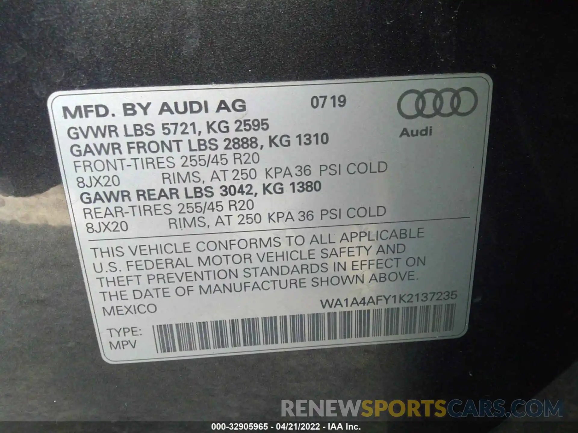 9 Фотография поврежденного автомобиля WA1A4AFY1K2137235 AUDI SQ5 2019