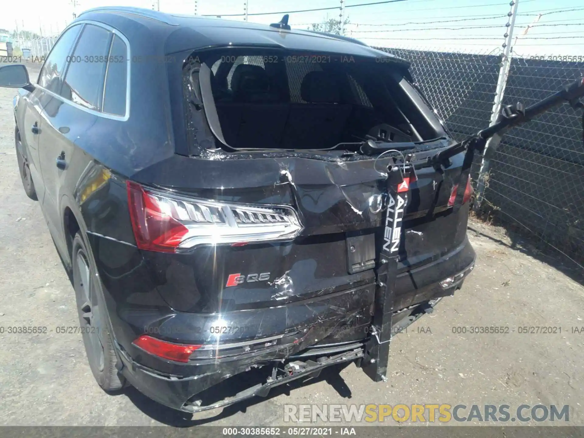 6 Photograph of a damaged car WA1A4AFY3K2086174 AUDI SQ5 2019