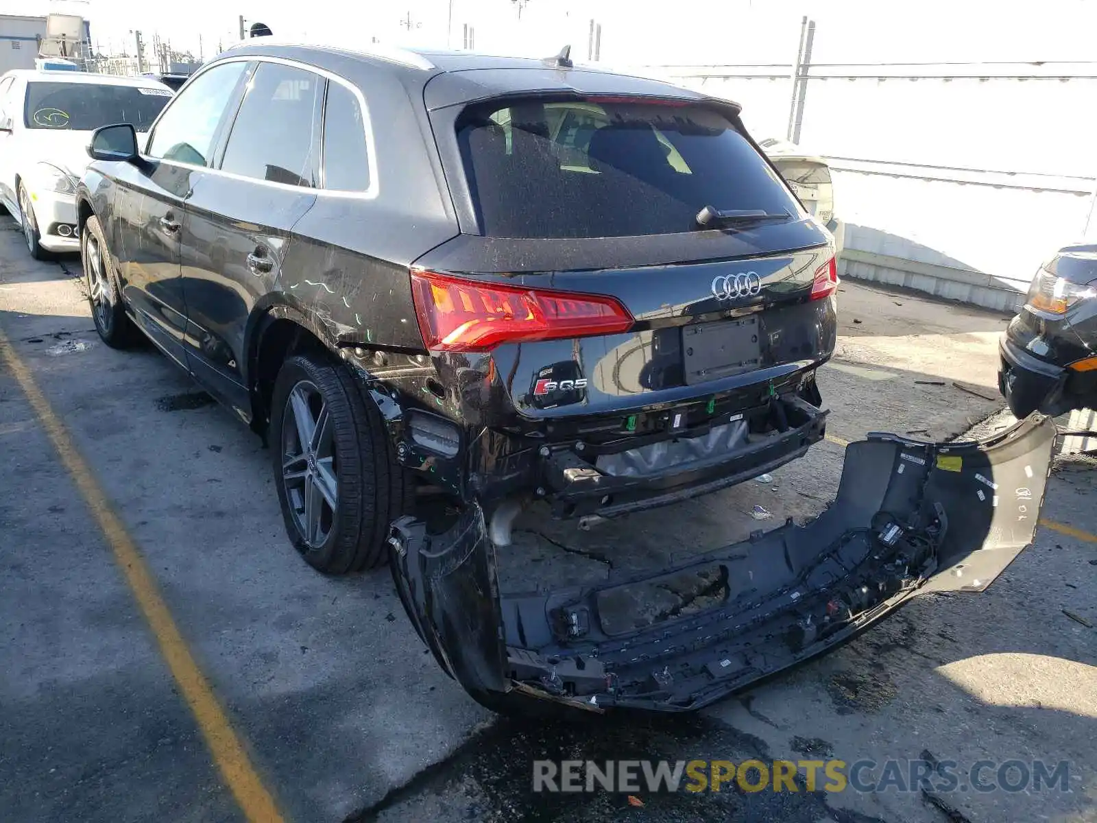 3 Photograph of a damaged car WA1A4AFY5K2058876 AUDI SQ5 2019