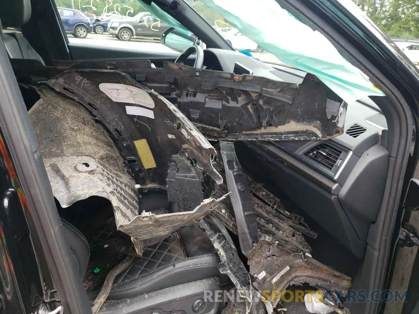 5 Photograph of a damaged car WA1B4AFY0K2004115 AUDI SQ5 2019