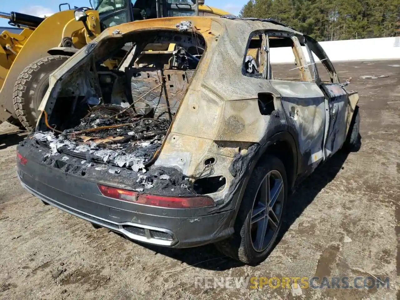 4 Photograph of a damaged car WA1B4AFY1K2029881 AUDI SQ5 2019