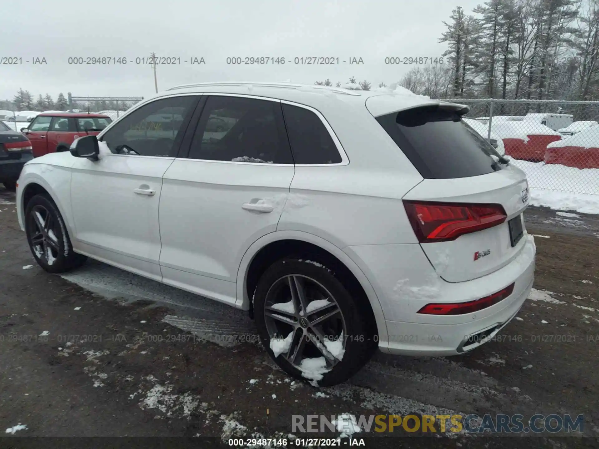 3 Фотография поврежденного автомобиля WA1B4AFY1K2080832 AUDI SQ5 2019