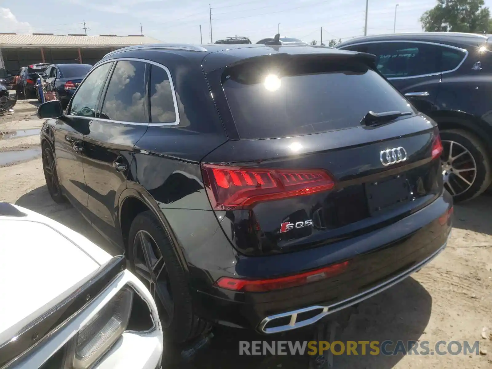 3 Photograph of a damaged car WA1B4AFY2K2001281 AUDI SQ5 2019