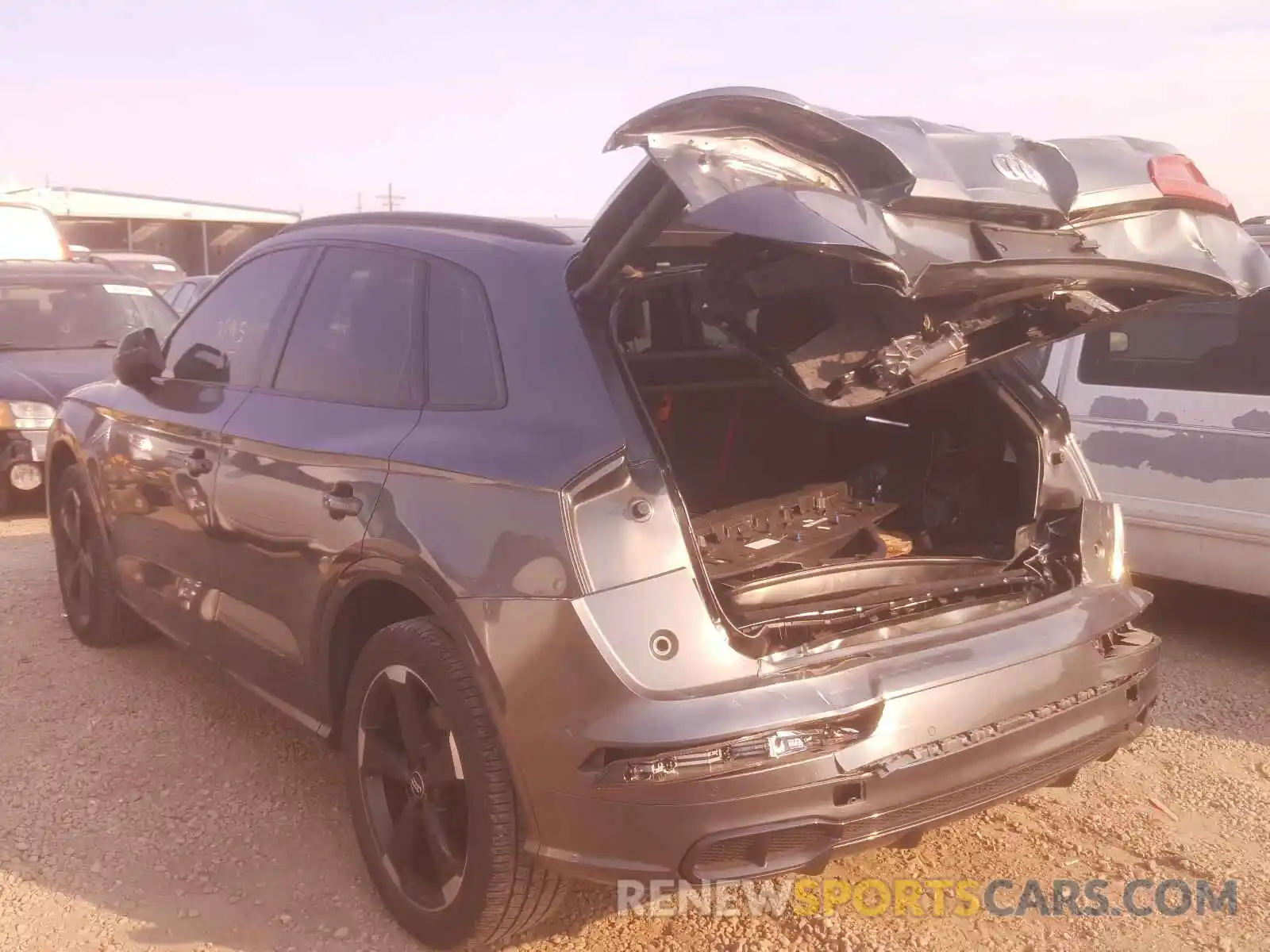 3 Photograph of a damaged car WA1B4AFY2K2015214 AUDI SQ5 2019