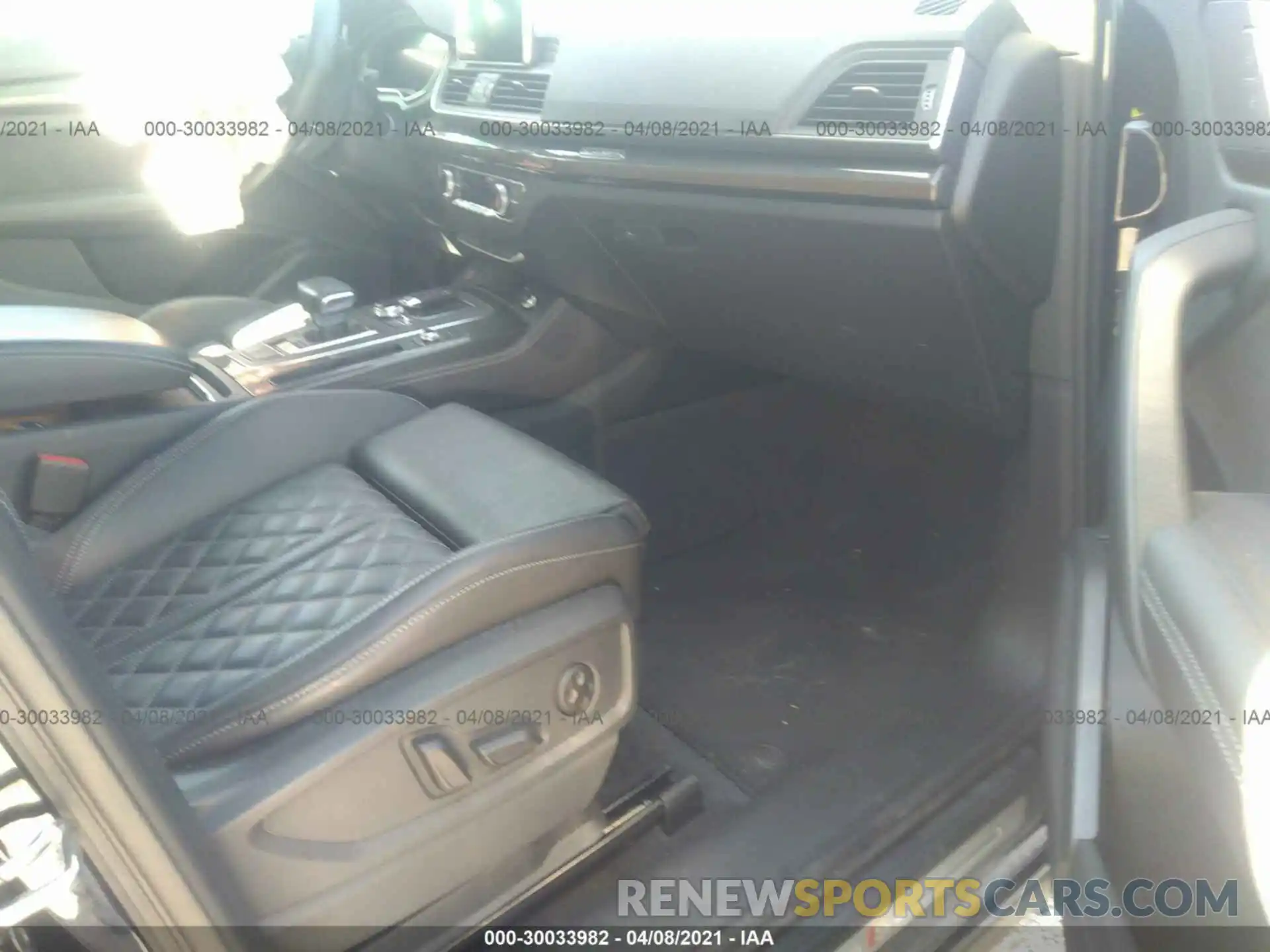 5 Photograph of a damaged car WA1B4AFY2K2034099 AUDI SQ5 2019