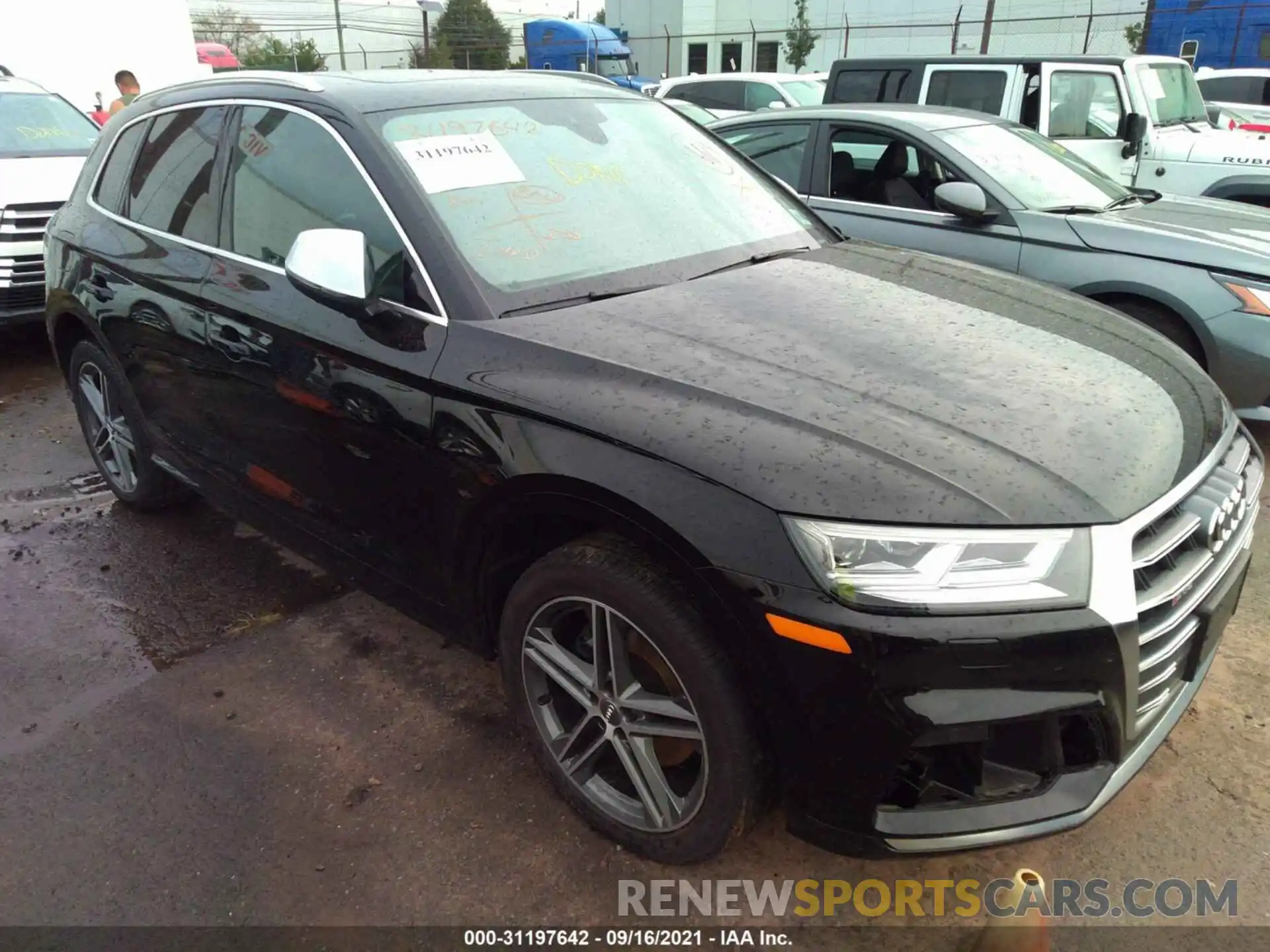 1 Photograph of a damaged car WA1B4AFY2K2113742 AUDI SQ5 2019