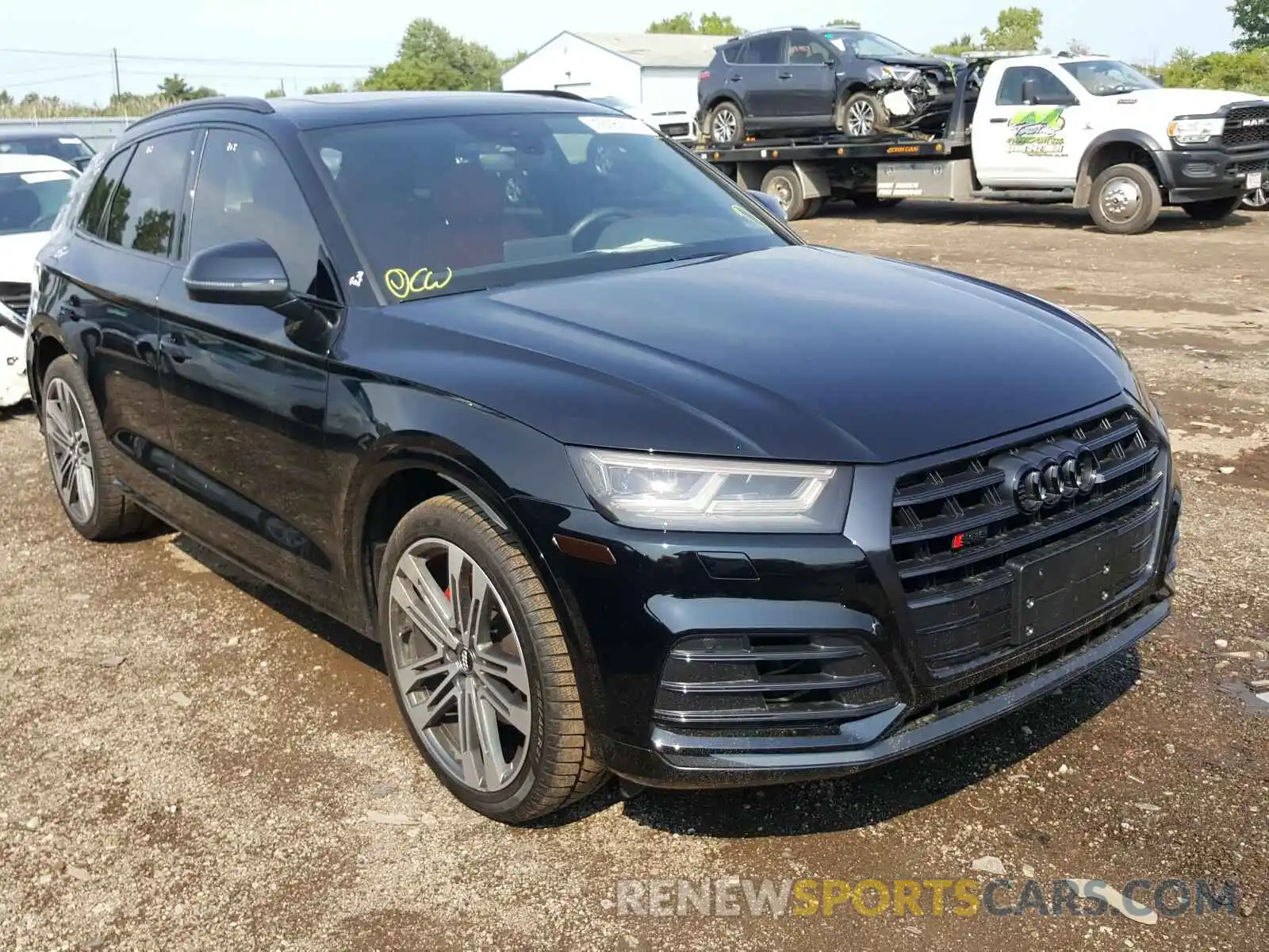 1 Фотография поврежденного автомобиля WA1B4AFY3K2050103 AUDI SQ5 2019