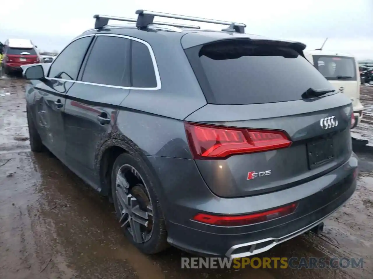 3 Фотография поврежденного автомобиля WA1B4AFY3K2059335 AUDI SQ5 2019