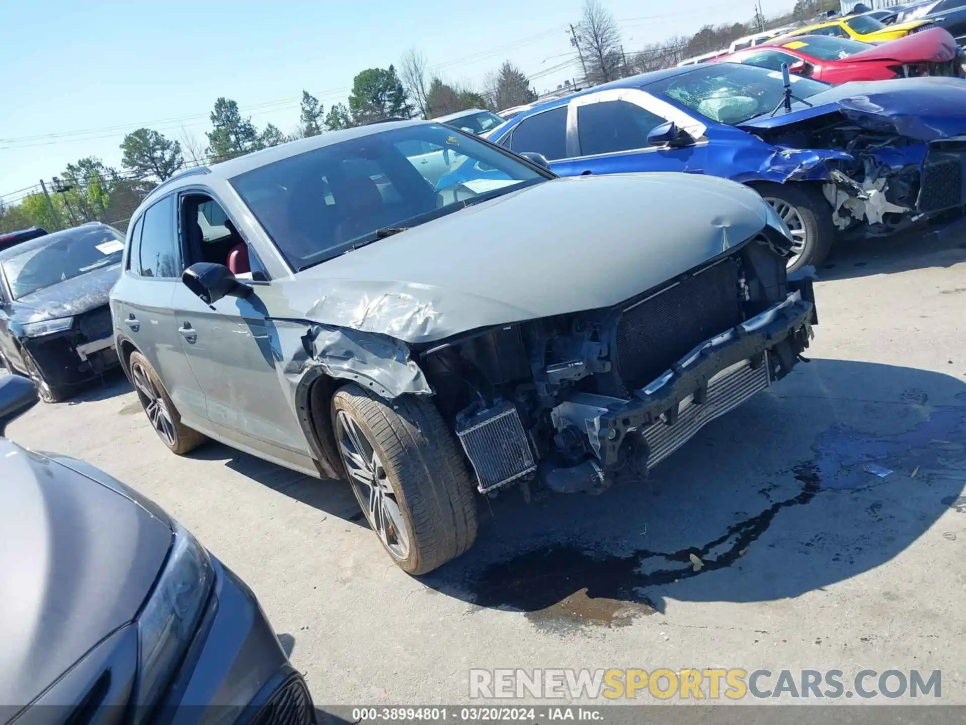 1 Photograph of a damaged car WA1B4AFY3K2082422 AUDI SQ5 2019