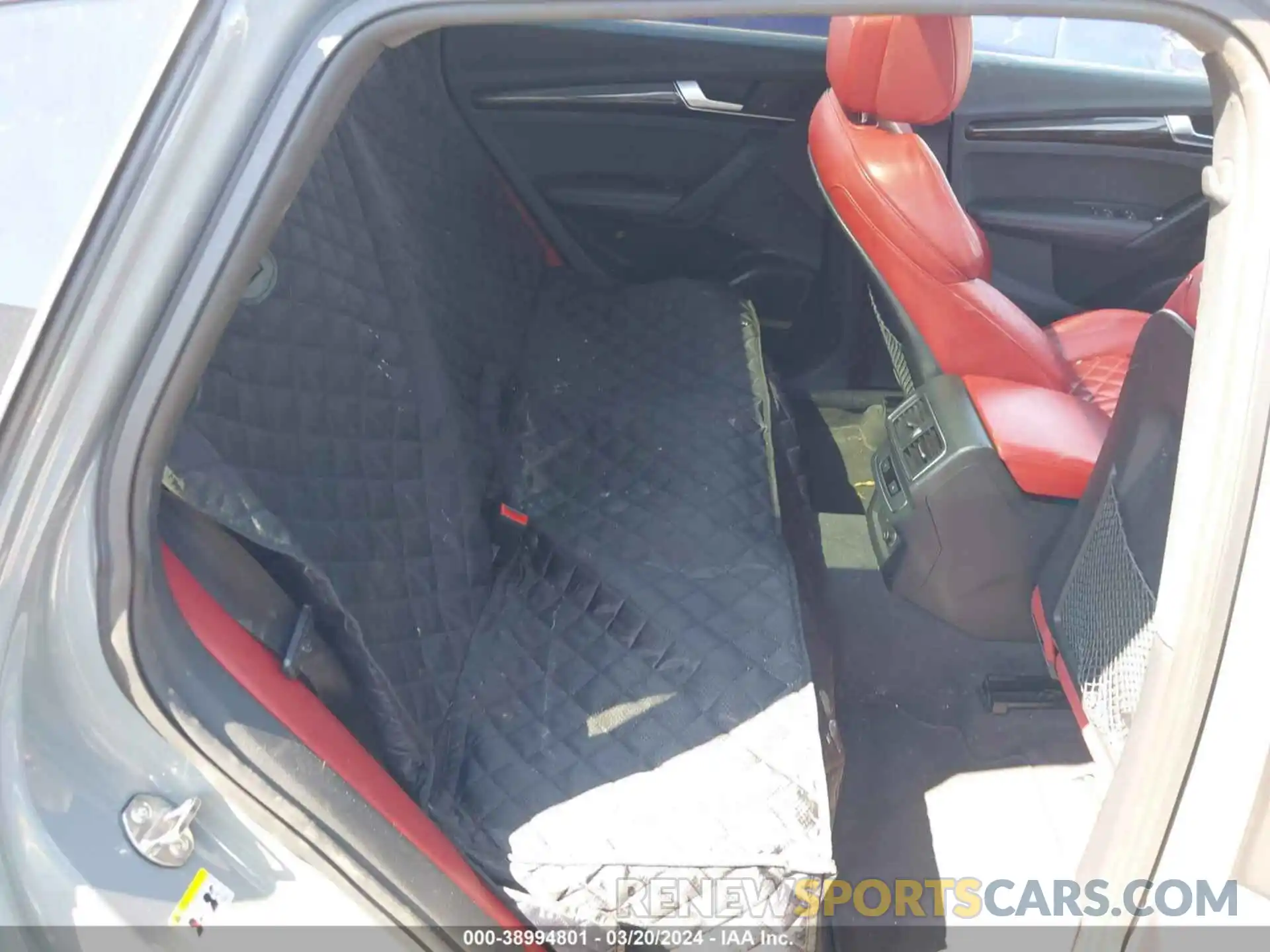 8 Photograph of a damaged car WA1B4AFY3K2082422 AUDI SQ5 2019