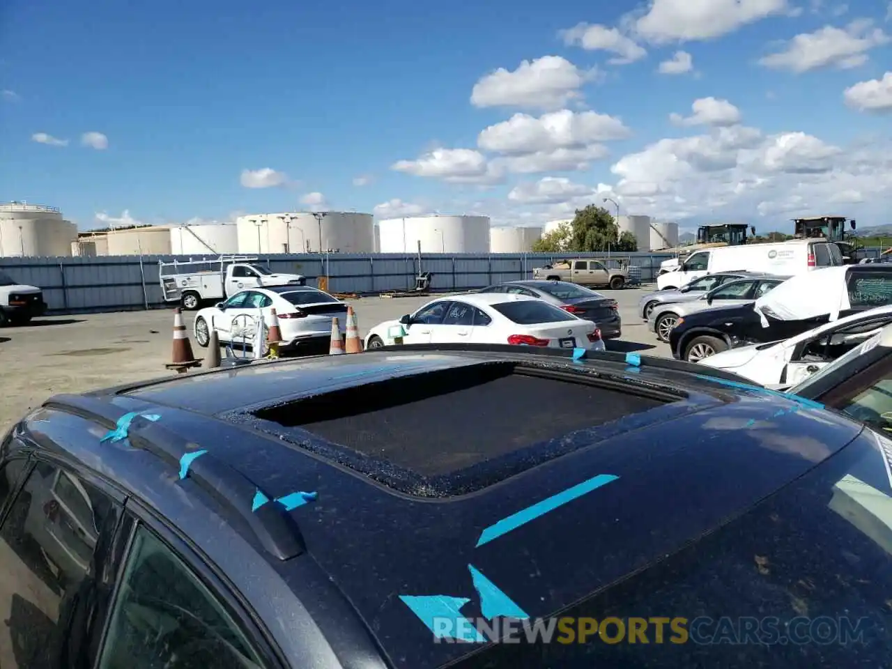 9 Photograph of a damaged car WA1B4AFY3K2109781 AUDI SQ5 2019