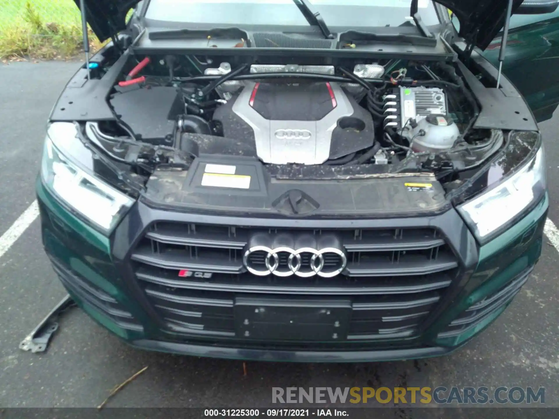 10 Photograph of a damaged car WA1B4AFY4K2068321 AUDI SQ5 2019