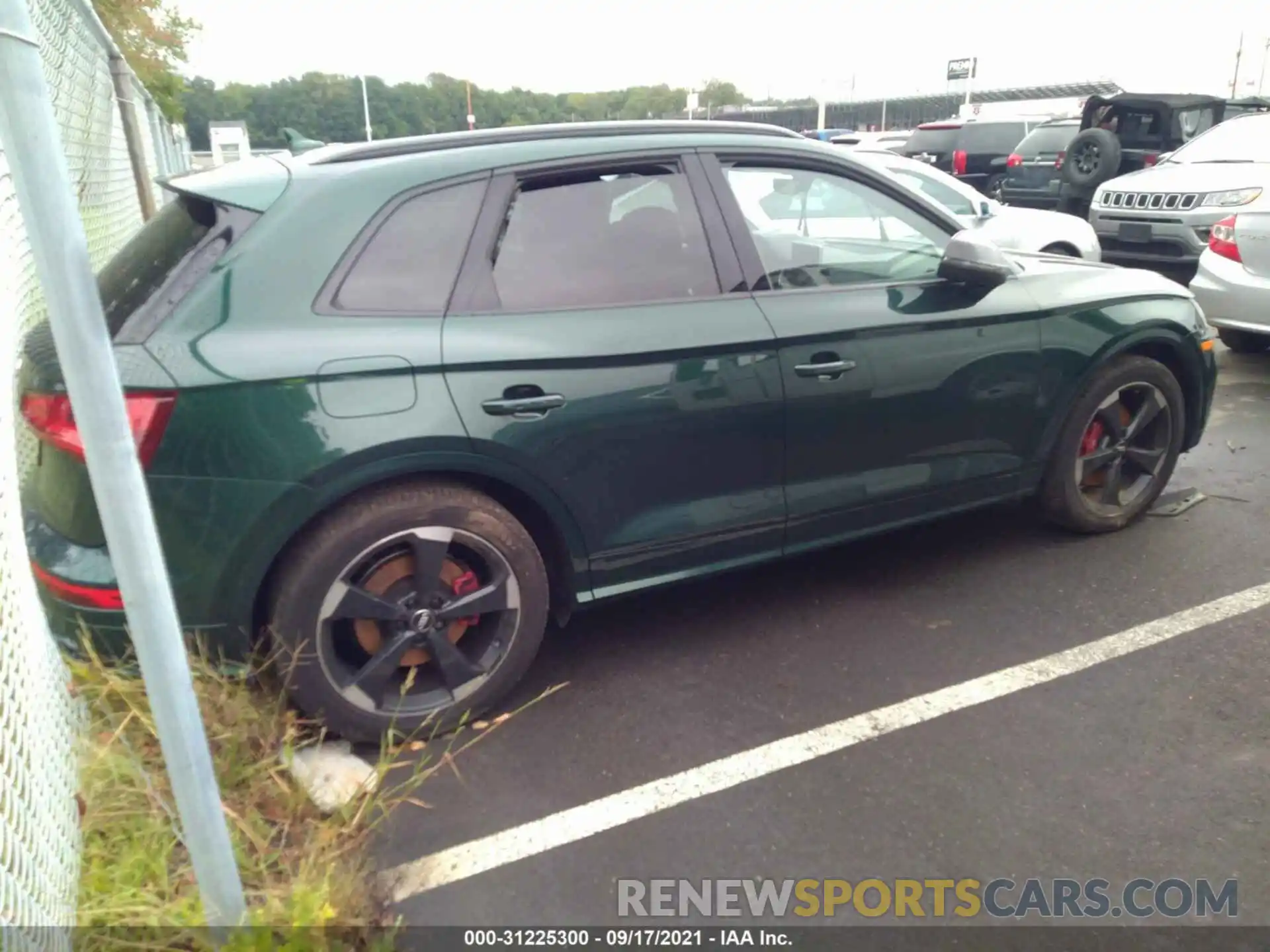 4 Photograph of a damaged car WA1B4AFY4K2068321 AUDI SQ5 2019