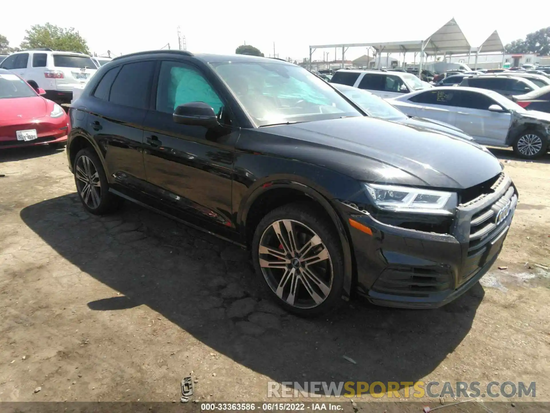 1 Photograph of a damaged car WA1B4AFY4K2081361 AUDI SQ5 2019