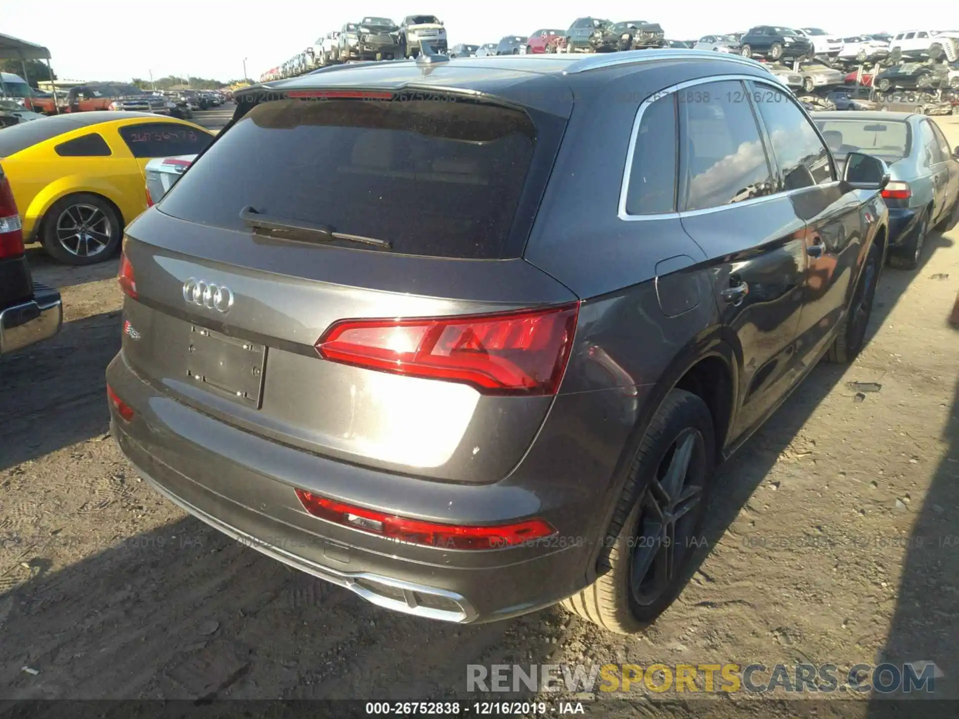 4 Фотография поврежденного автомобиля WA1B4AFY4K2129554 AUDI SQ5 2019