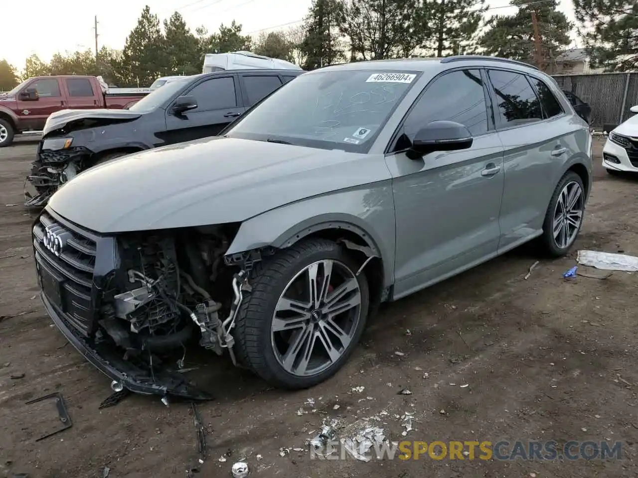 1 Photograph of a damaged car WA1B4AFY5K2047400 AUDI SQ5 2019