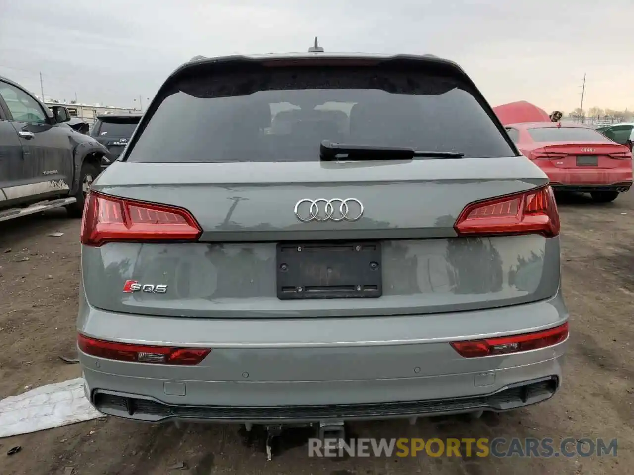 6 Photograph of a damaged car WA1B4AFY5K2047400 AUDI SQ5 2019