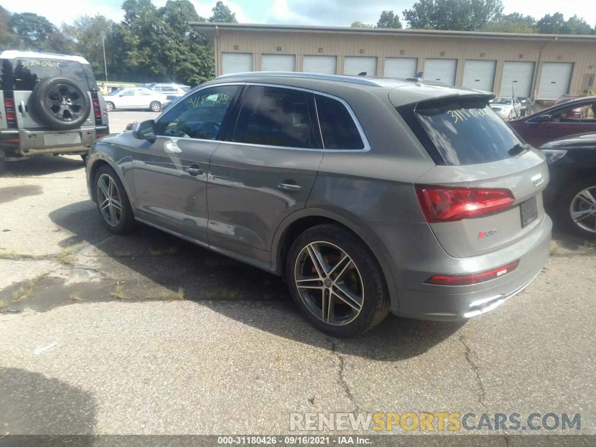 3 Photograph of a damaged car WA1B4AFY6K2016530 AUDI SQ5 2019