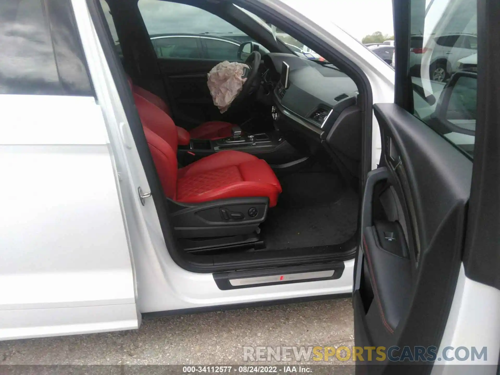 5 Photograph of a damaged car WA1B4AFY6K2020402 AUDI SQ5 2019