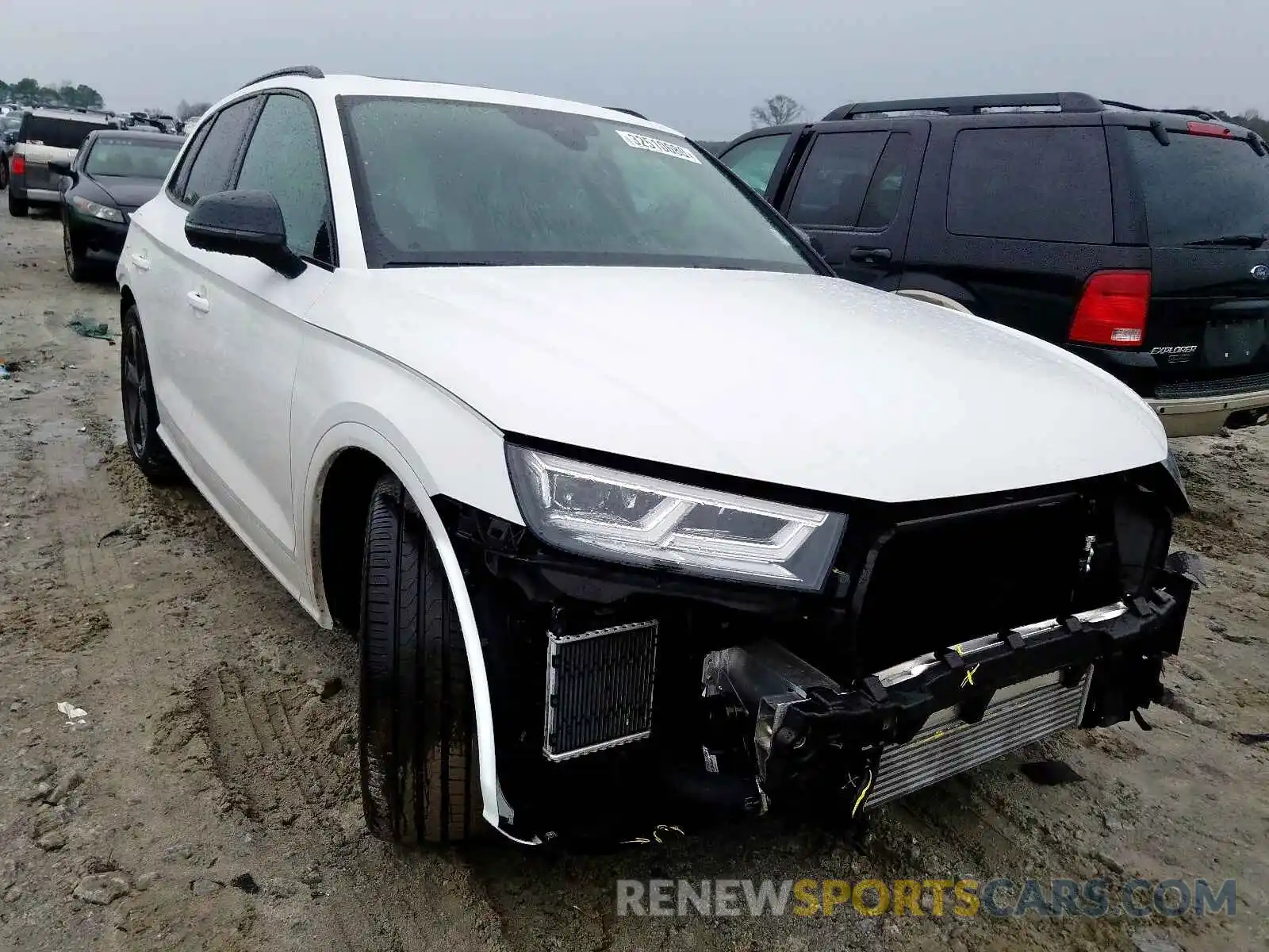 1 Photograph of a damaged car WA1B4AFY6K2084813 AUDI SQ5 2019