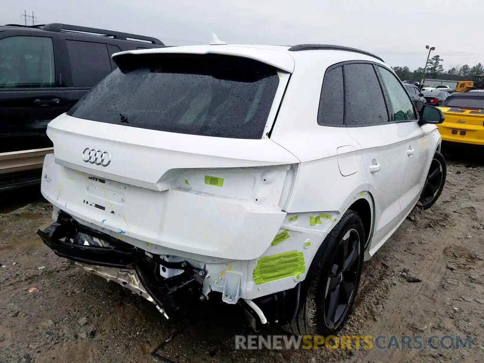 4 Фотография поврежденного автомобиля WA1B4AFY6K2084813 AUDI SQ5 2019