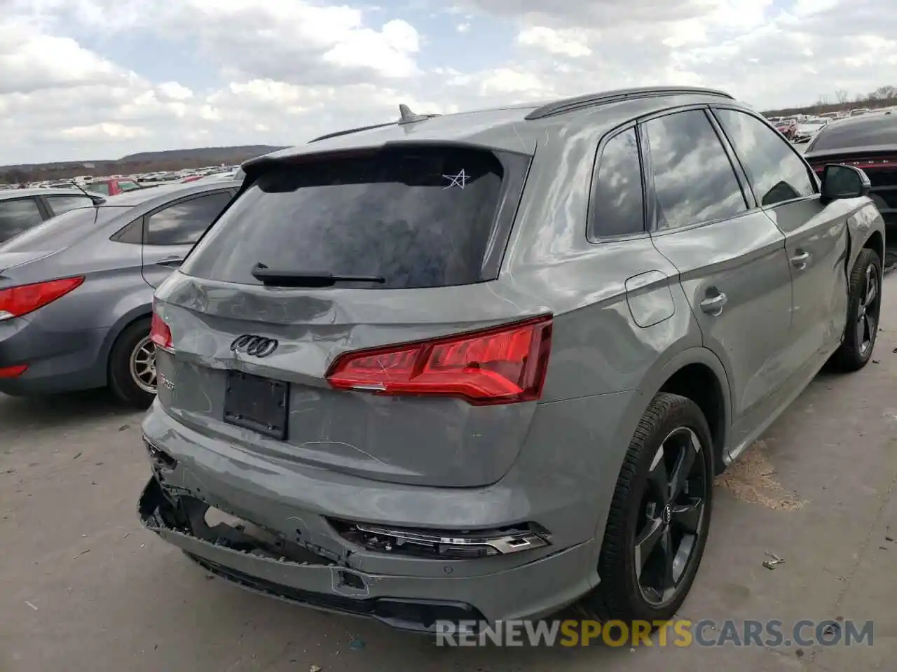 4 Фотография поврежденного автомобиля WA1B4AFY7K2039539 AUDI SQ5 2019