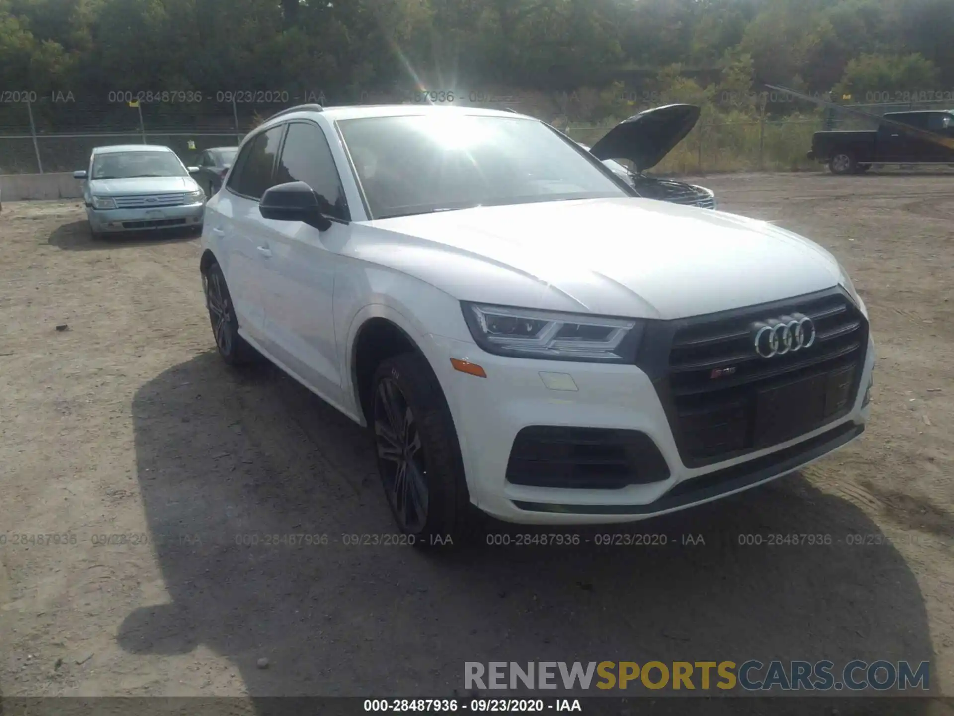 1 Photograph of a damaged car WA1B4AFY7K2058995 AUDI SQ5 2019