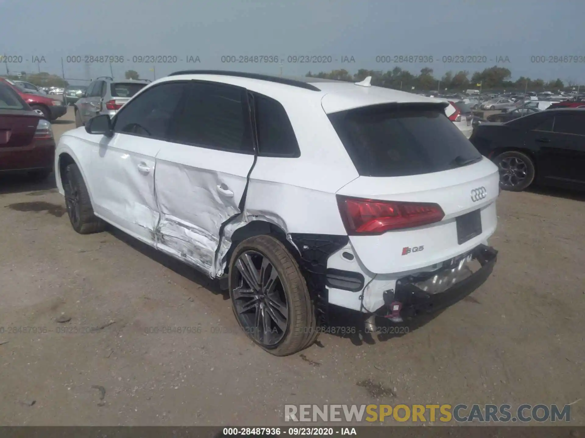 3 Photograph of a damaged car WA1B4AFY7K2058995 AUDI SQ5 2019