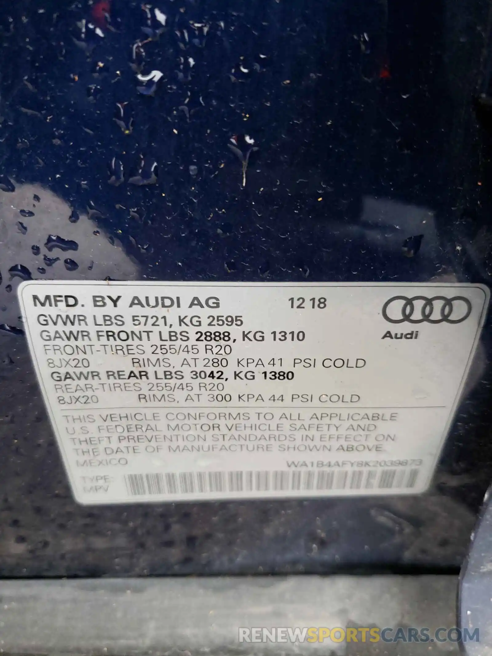 10 Photograph of a damaged car WA1B4AFY8K2039873 AUDI SQ5 2019