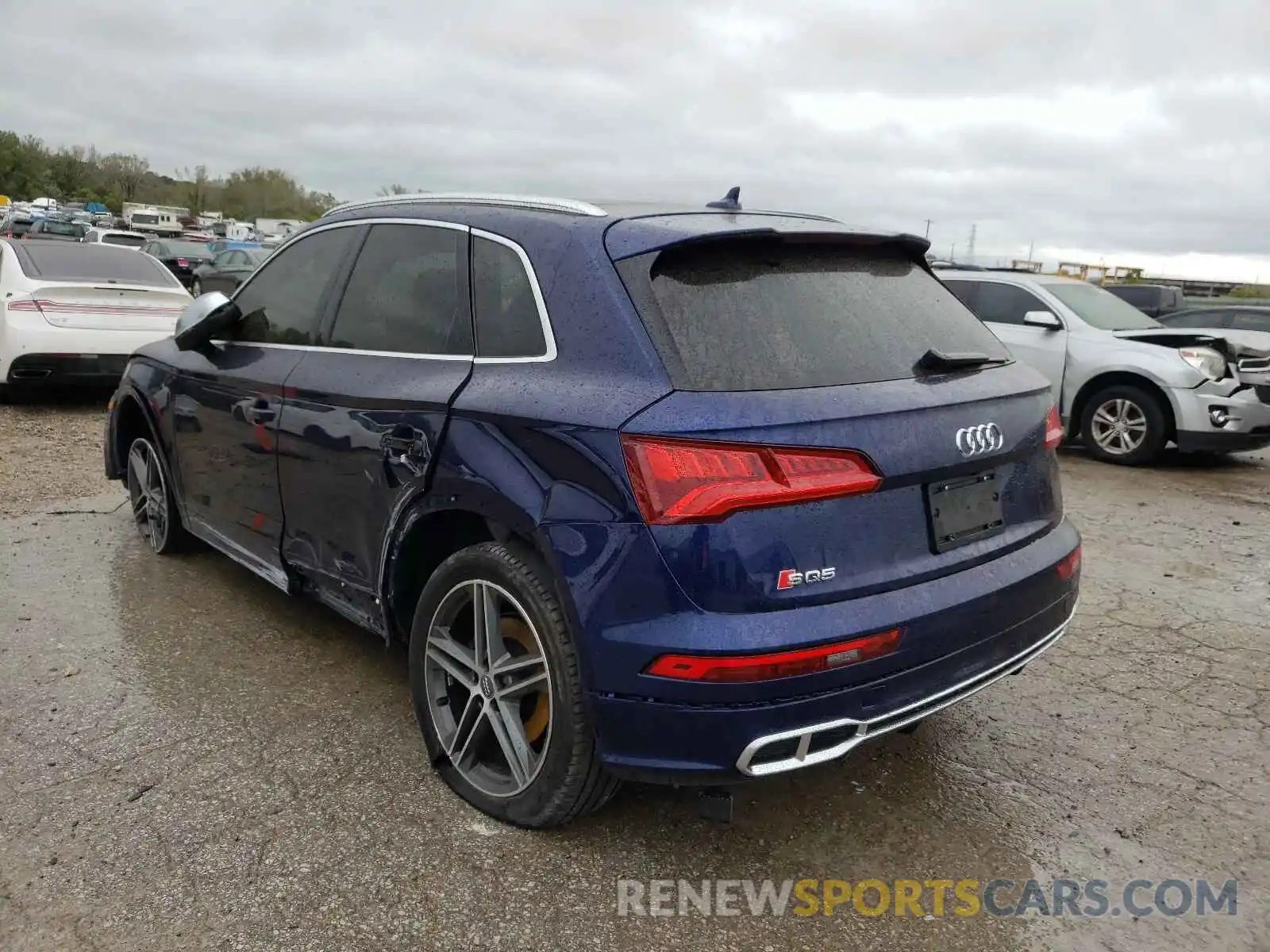 3 Photograph of a damaged car WA1B4AFY8K2039873 AUDI SQ5 2019