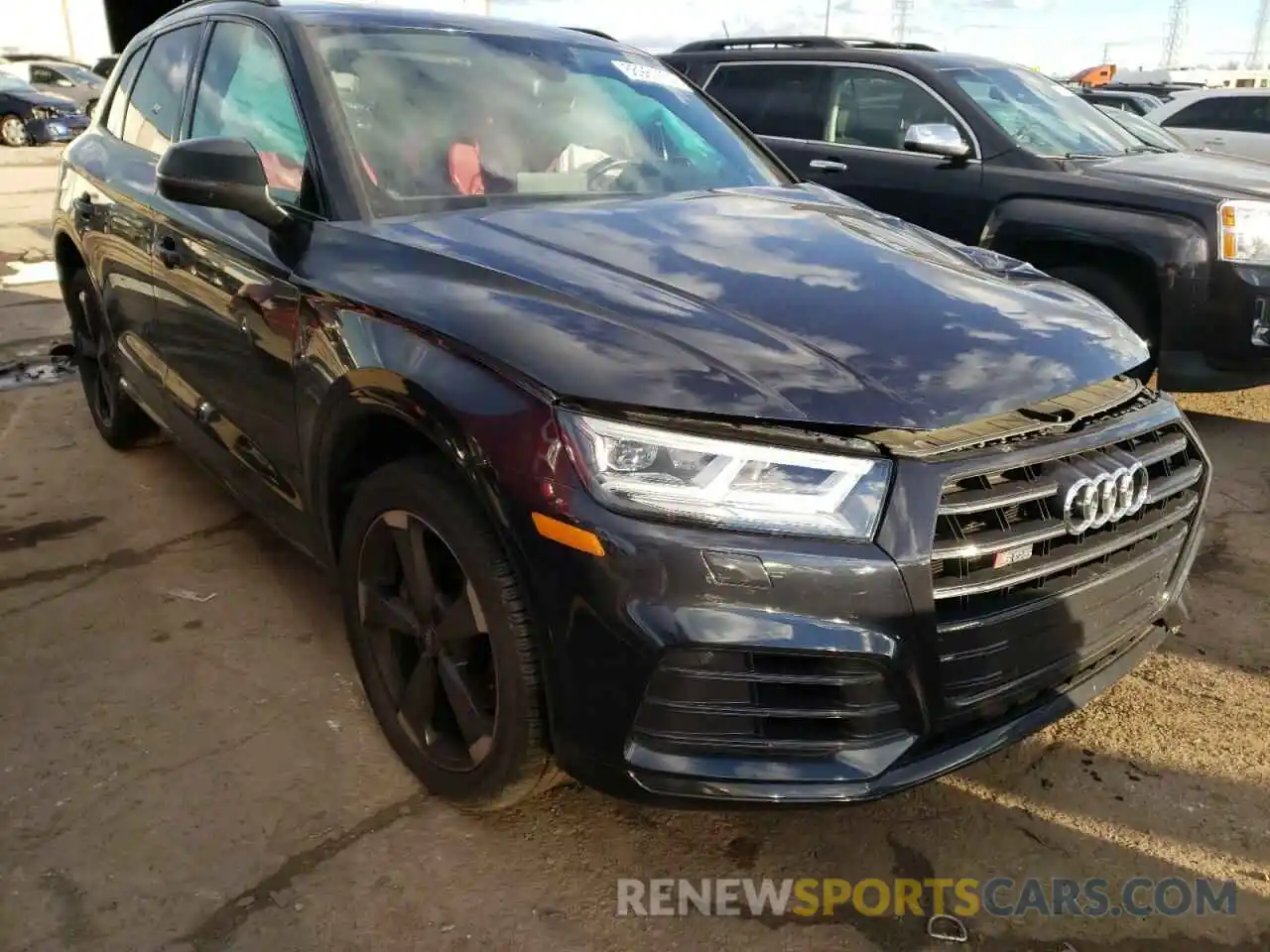 1 Photograph of a damaged car WA1B4AFY8K2087423 AUDI SQ5 2019