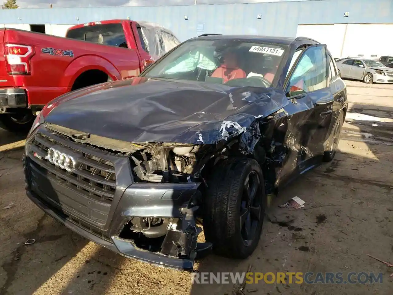 2 Photograph of a damaged car WA1B4AFY8K2087423 AUDI SQ5 2019