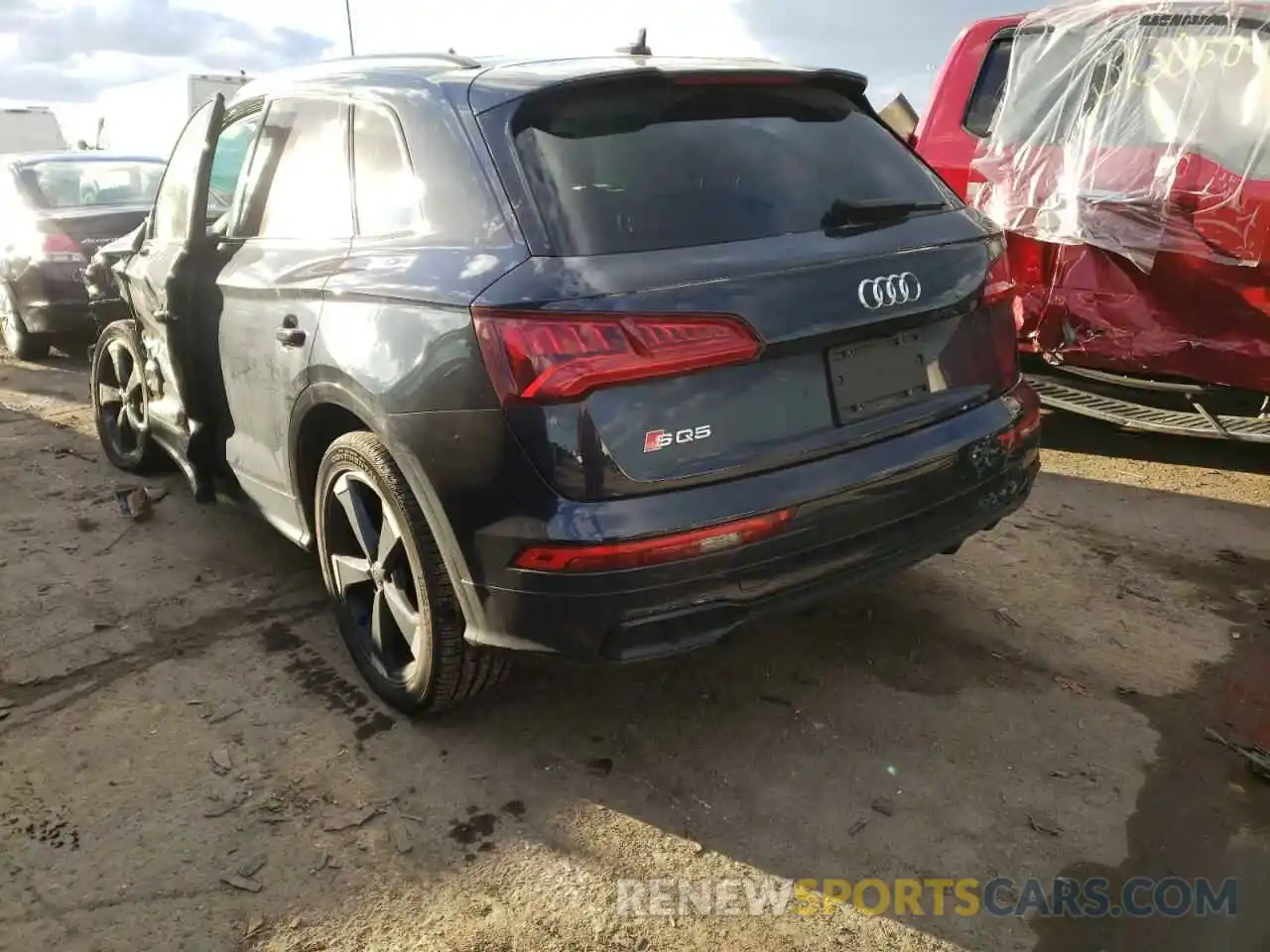 3 Photograph of a damaged car WA1B4AFY8K2087423 AUDI SQ5 2019