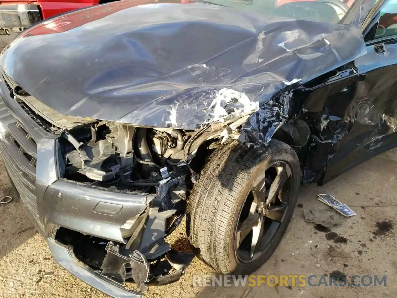 9 Photograph of a damaged car WA1B4AFY8K2087423 AUDI SQ5 2019