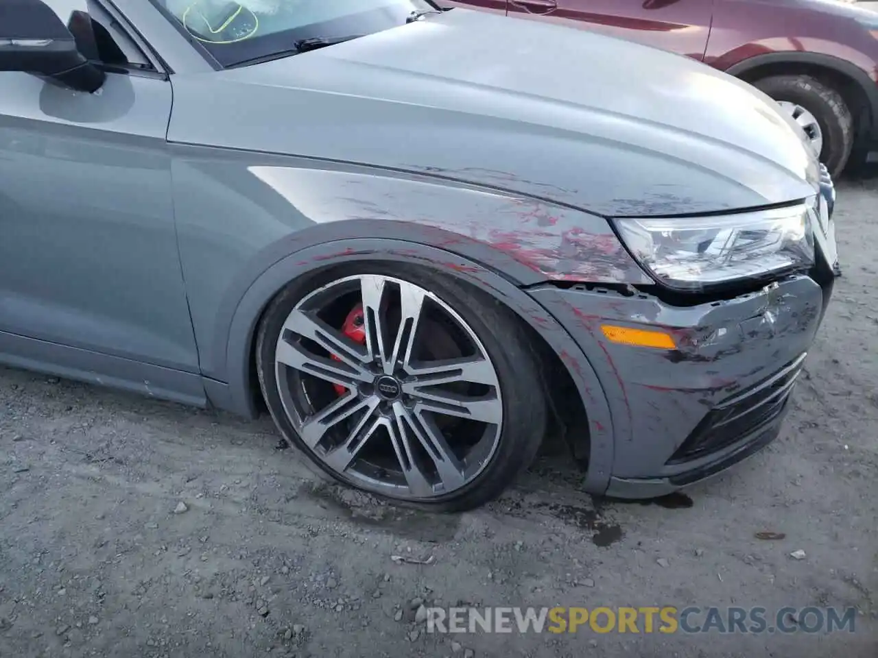 9 Photograph of a damaged car WA1B4AFY8K2104589 AUDI SQ5 2019