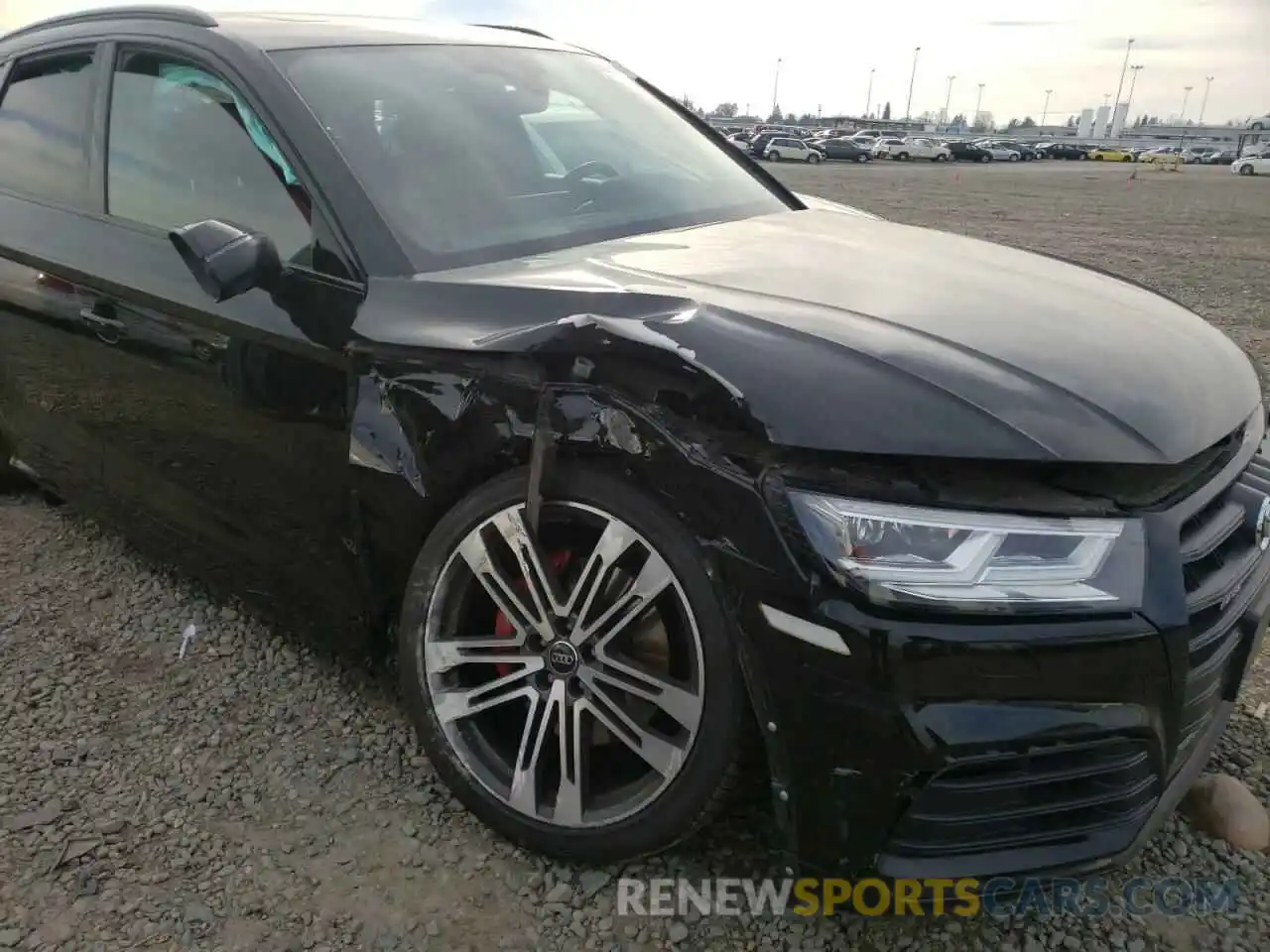 9 Photograph of a damaged car WA1B4AFY8K2134269 AUDI SQ5 2019