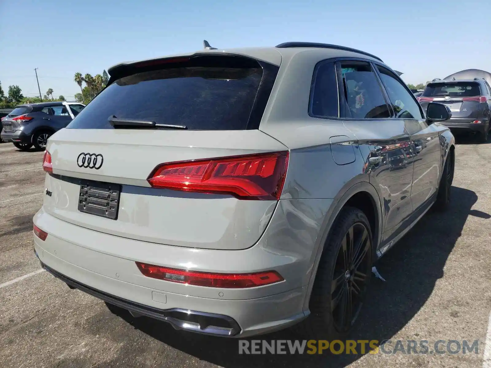 4 Photograph of a damaged car WA1B4AFY9K2064443 AUDI SQ5 2019